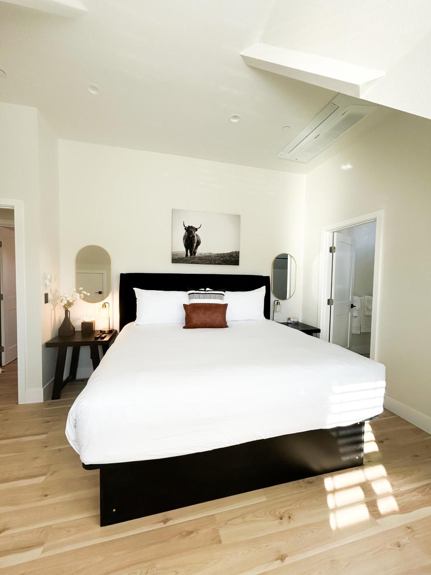 New Haven Inn Солванг Экстерьер фото